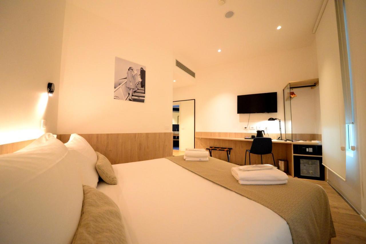 แอร์ รูม โรมแอร์พอร์ต บาย เฮลโลสกาย Hotel ฟิวมิชีโน ภายนอก รูปภาพ